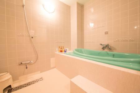 Aloha Inn Aine (Adults Only) Fukuchiyama Exteriör bild